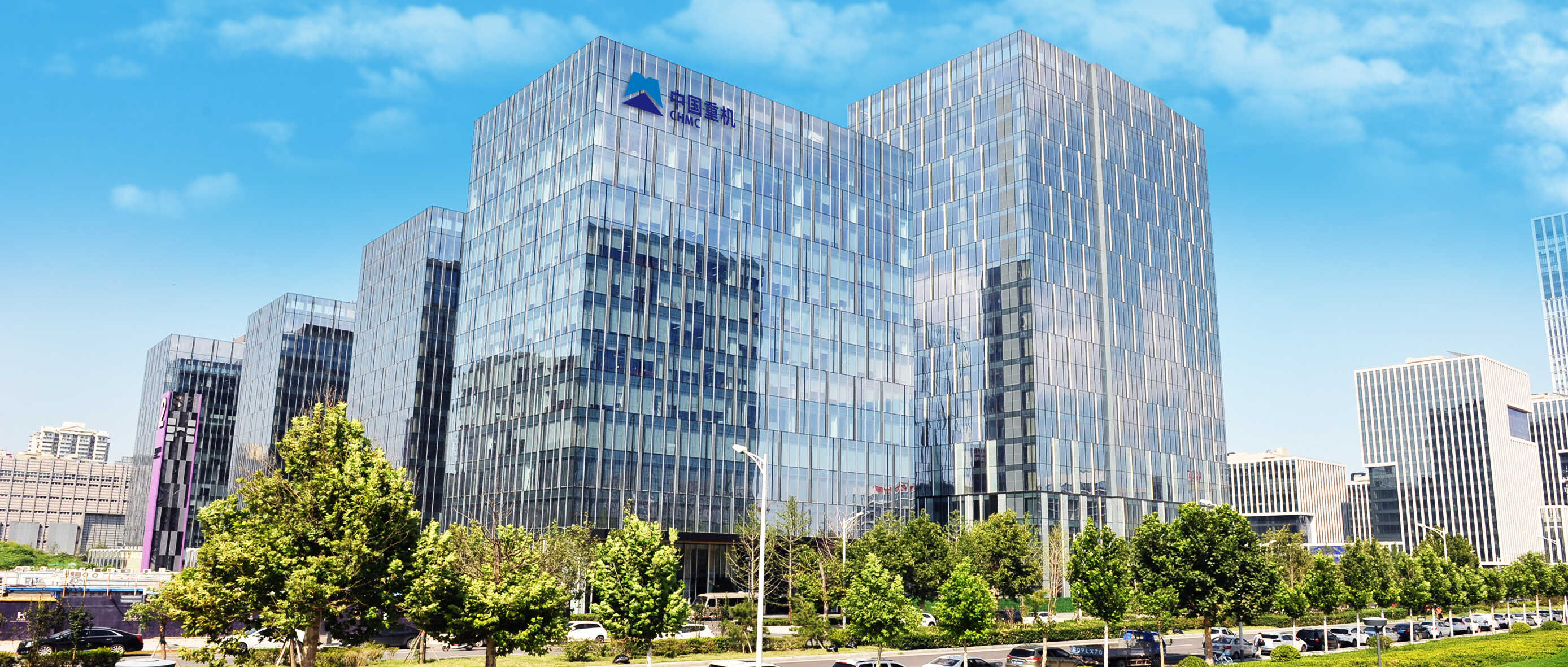 2020-12-4公司大楼横版001.jpg